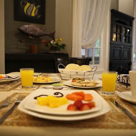 Victoria'S Park Hotel Арменія Екстер'єр фото
